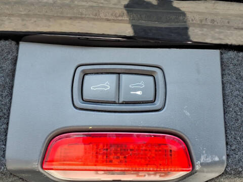 2017 Porsche Cayenne Platinum Edition