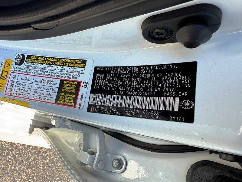 2019 Toyota Camry SE