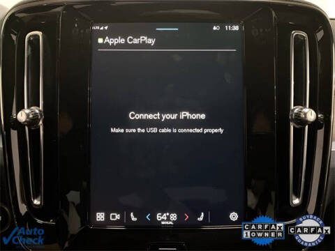 2025 Volvo XC40 B5 Core Bright Theme