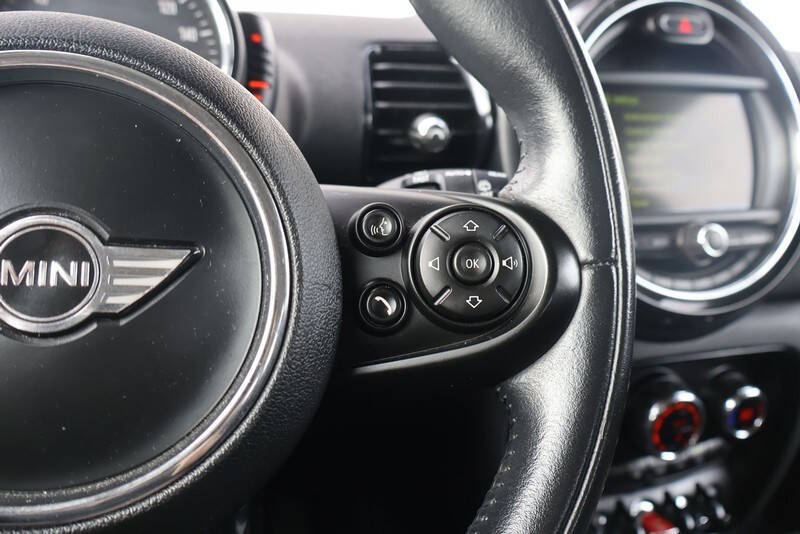 2017 MINI Clubman Cooper