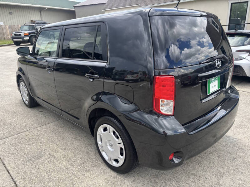 2012 Scion xB Release Series 9.0