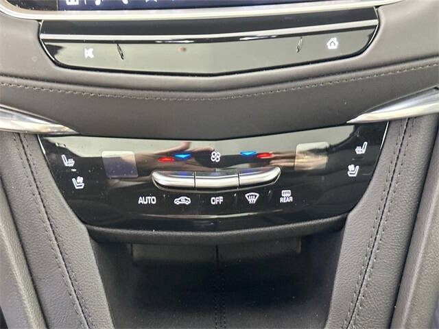 2024 Cadillac XT5 Sport