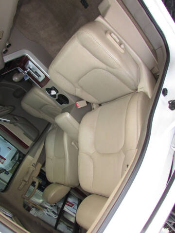 2010 Nissan Pathfinder LE