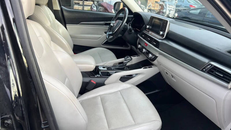 2020 Kia Telluride S