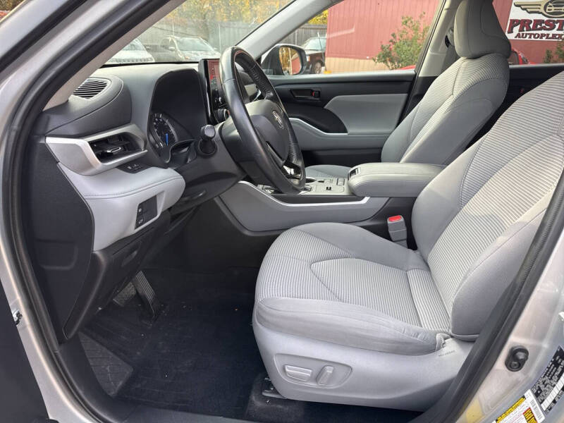 2021 Toyota Highlander Hybrid LE