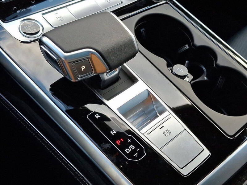 2026 Audi Q7 quattro Premium Plus 55 TFSI