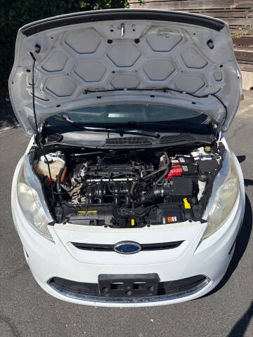 2011 Ford Fiesta SE