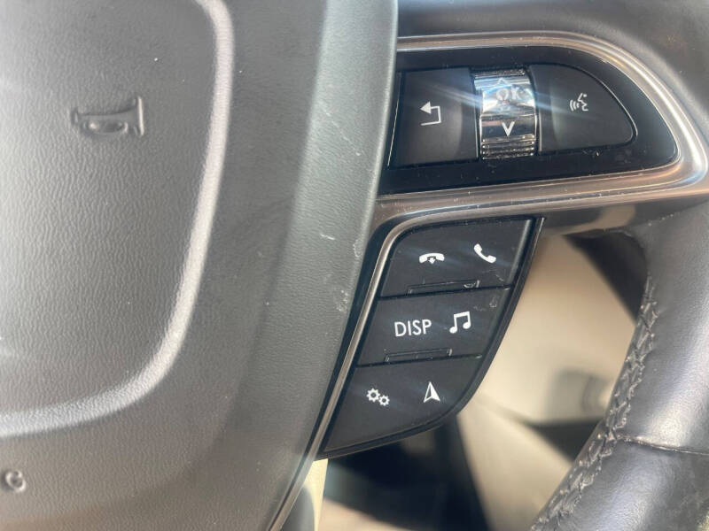 2019 Lincoln Nautilus Select