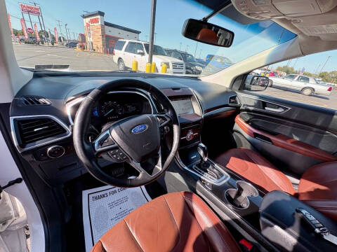 2017 Ford Edge Titanium