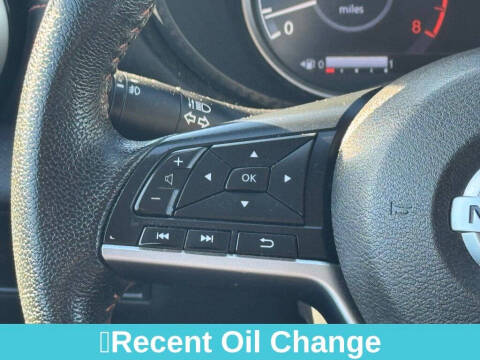 2021 Nissan Versa SR