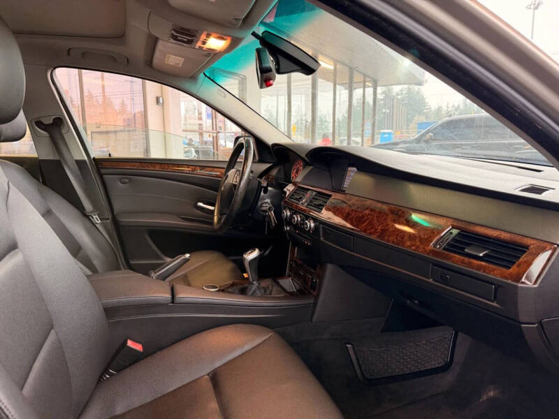 2008 BMW 5 Series 528i