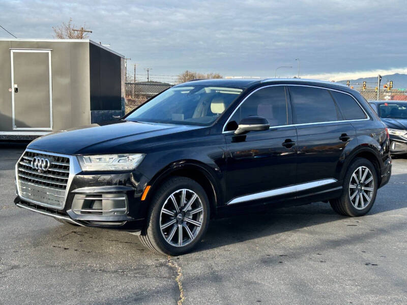 2017 Audi Q7 Premium Plus's photo