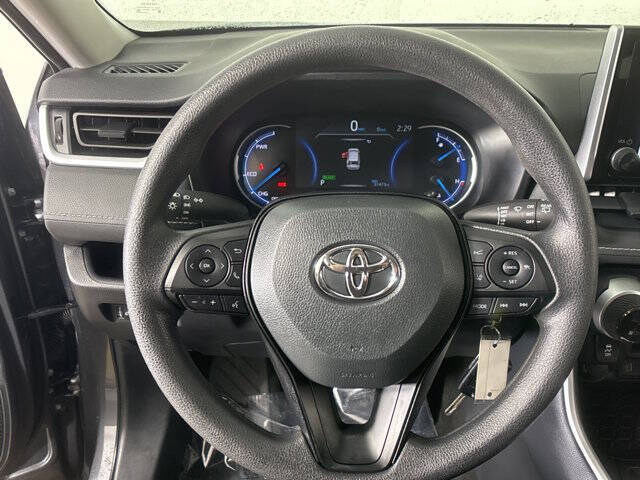 2025 Toyota RAV4 Hybrid LE