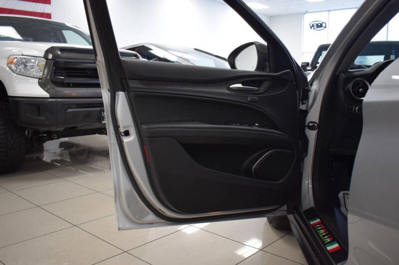 2021 Alfa Romeo Stelvio Sprint