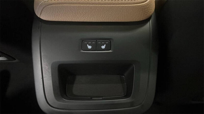 2020 Volvo XC60 T5 Momentum