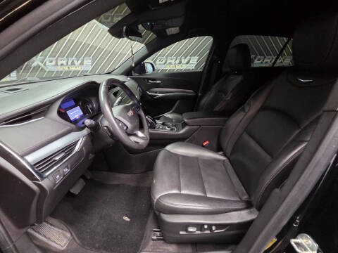 2020 Cadillac XT4 Premium Luxury