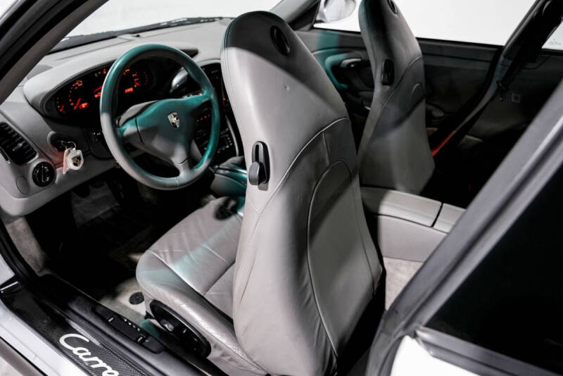 2003 Porsche 911 Carrera 4S