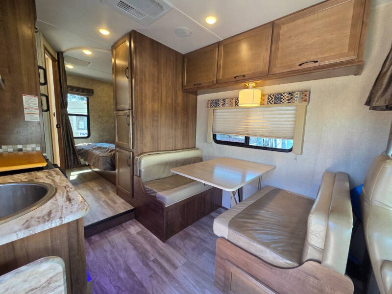 2018 Gulfstream Conquest