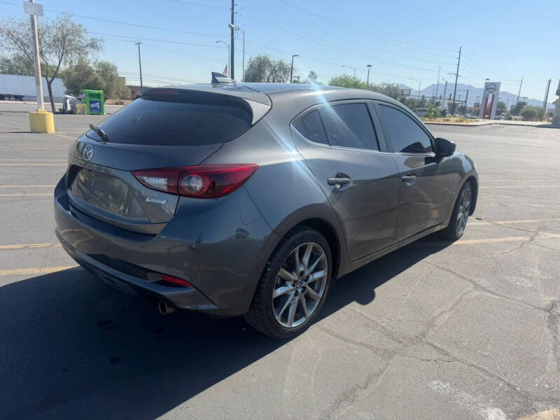 2018 Mazda MAZDA3 Grand Touring