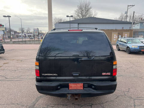 2005 GMC Yukon XL Denali