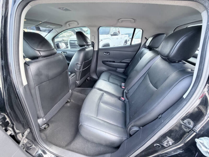 2015 Nissan LEAF SL