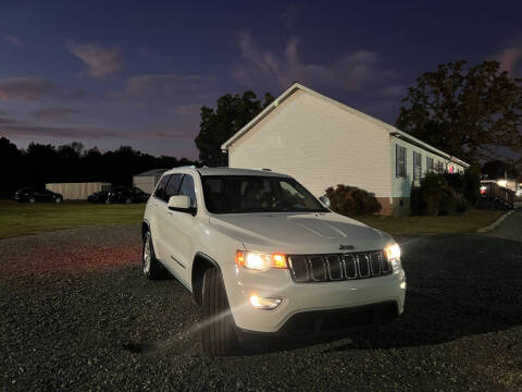 2017 Jeep Grand Cherokee Laredo