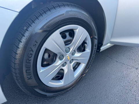 2018 Chevrolet Cruze LS Auto