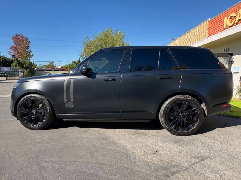 2023 Land Rover Range Rover P530 SE