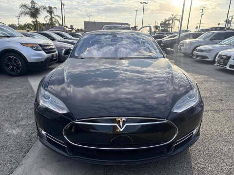 2012 Tesla Model S Performance