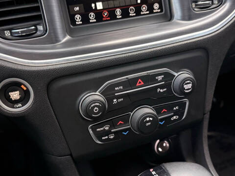 2018 Dodge Charger SXT