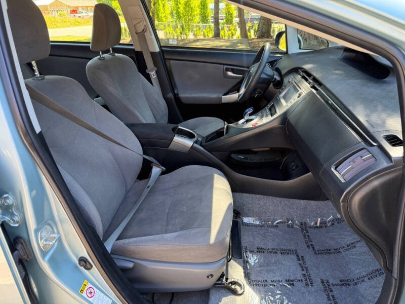 2015 Toyota Prius Three