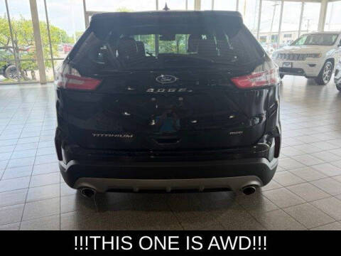 2022 Ford Edge Titanium