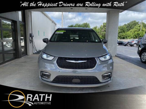 2023 Chrysler Pacifica Touring L