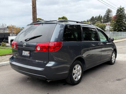2006 Toyota Sienna CE 7 Passenger