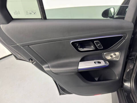 2025 Mercedes-Benz GLC GLC 300