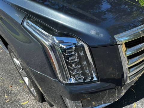 2020 Cadillac Escalade ESV Luxury