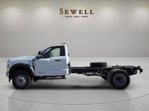 2025 Ford F-600 Super Duty