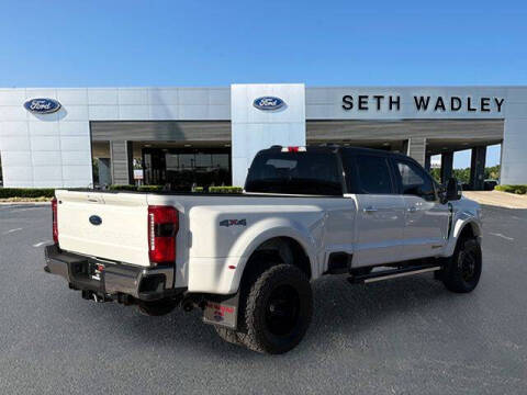 2025 Ford F-450 Super Duty Lariat