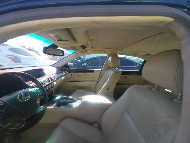 2015 Lexus LS 460