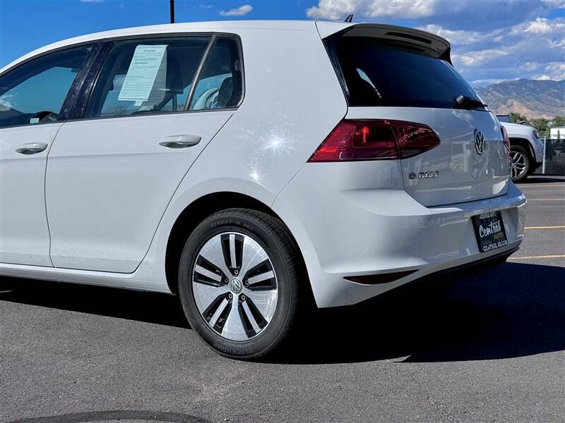 2016 Volkswagen e-Golf SE