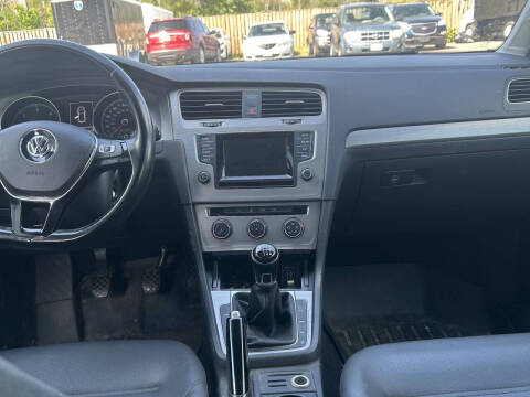 2015 Volkswagen Golf