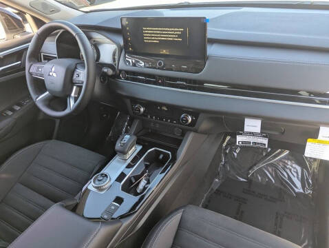 2026 Mitsubishi Outlander