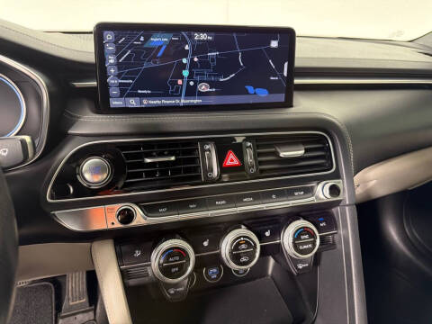 2022 Genesis G70