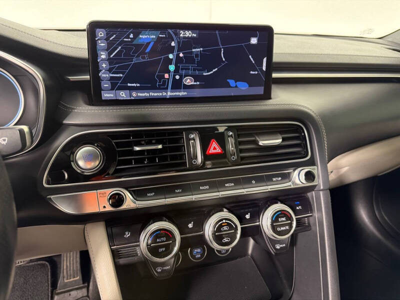 2022 Genesis G70