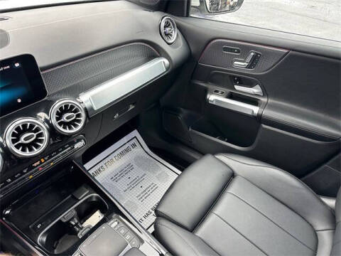 2021 Mercedes-Benz GLB GLB 250 4MATIC