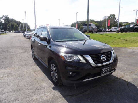 2019 Nissan Pathfinder SL