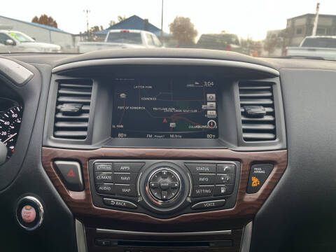 2020 Nissan Pathfinder Platinum