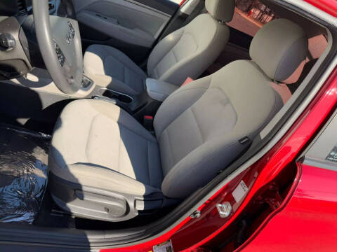 2018 Hyundai Elantra