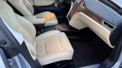 2017 Tesla Model S 75