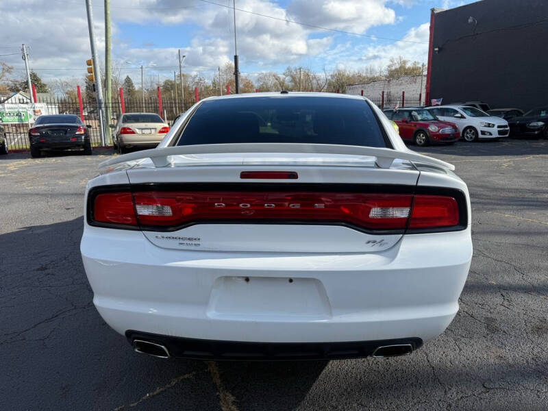 2014 Dodge Charger R/T Plus